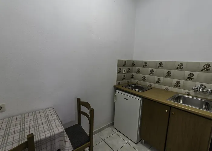 Irini شقة فندقية *