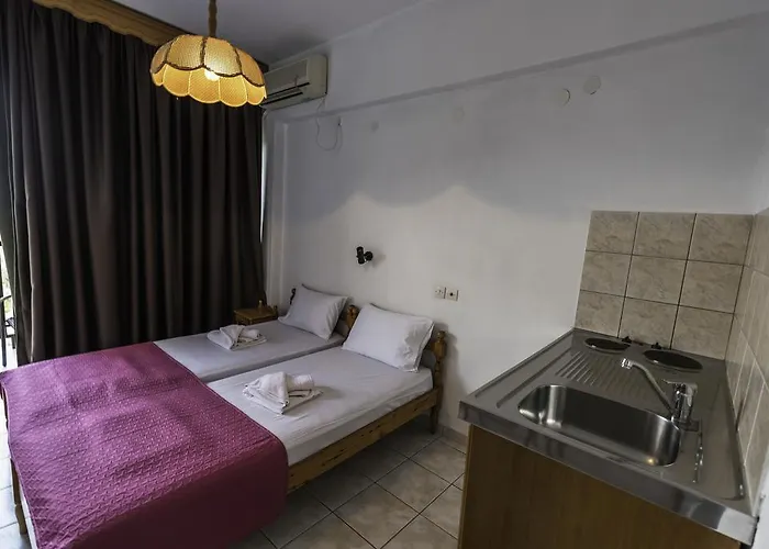 アパートホテル Irini